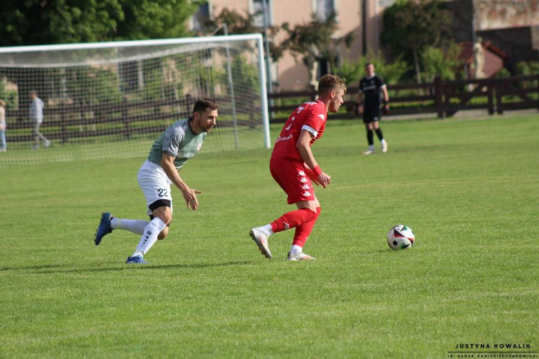 Klasa okręgowa: Zamek Kamieniec Ząbkowicki 4:0 (1:0)  Pogoń Pieszyce