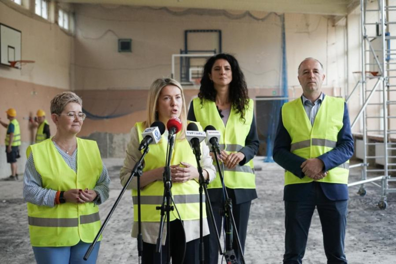 Ponad 6 mln zł dla gminy Bardo na uzbrojenie terenu pod budowę domów dla powodzian