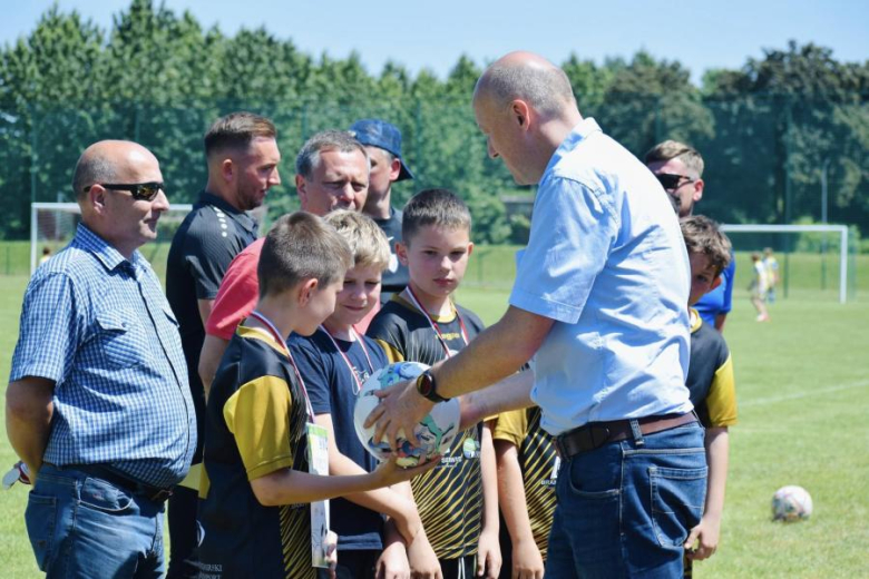 Dziecięce święto piłki nożnej w Ziębicach. VIII Memoriał im. Henryka Kowalczyka za nami