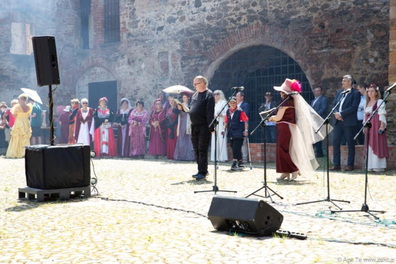 Międzypokoleniowa Biesiada Historyczna z Frankensteinem – radość, historia i wspólna zabawa