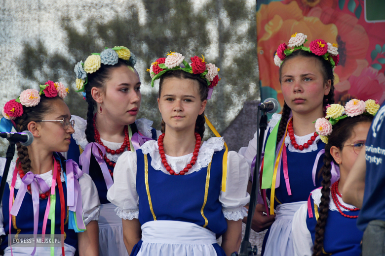 XXVIII Wojewódzki Festiwal Zespołów Artystycznych Kół Gospodyń Wiejskich w Stolcu