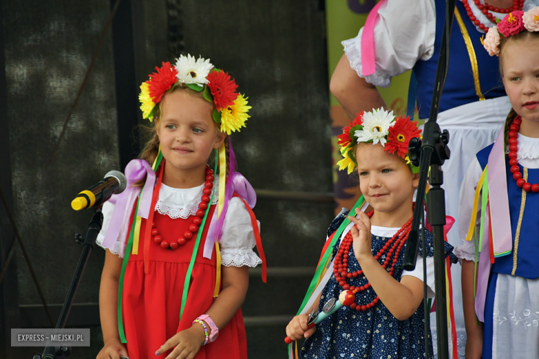 XXVIII Wojewódzki Festiwal Zespołów Artystycznych Kół Gospodyń Wiejskich w Stolcu