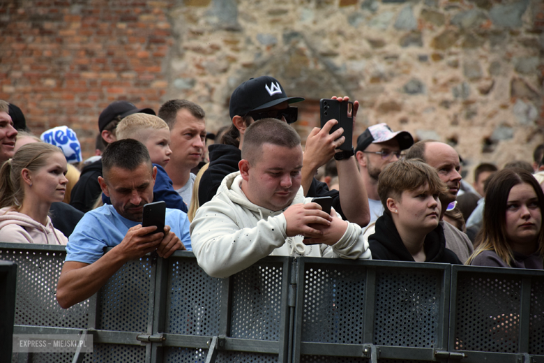 DonGURALesko, Guzior, Grubson i Danzel. Tłumy podczas Dni i Nocy Krzywej Wieży [foto]