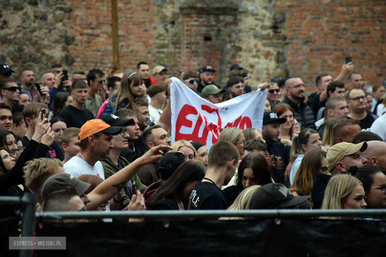 DonGURALesko, Guzior, Grubson i Danzel. Tłumy podczas Dni i Nocy Krzywej Wieży [foto]
