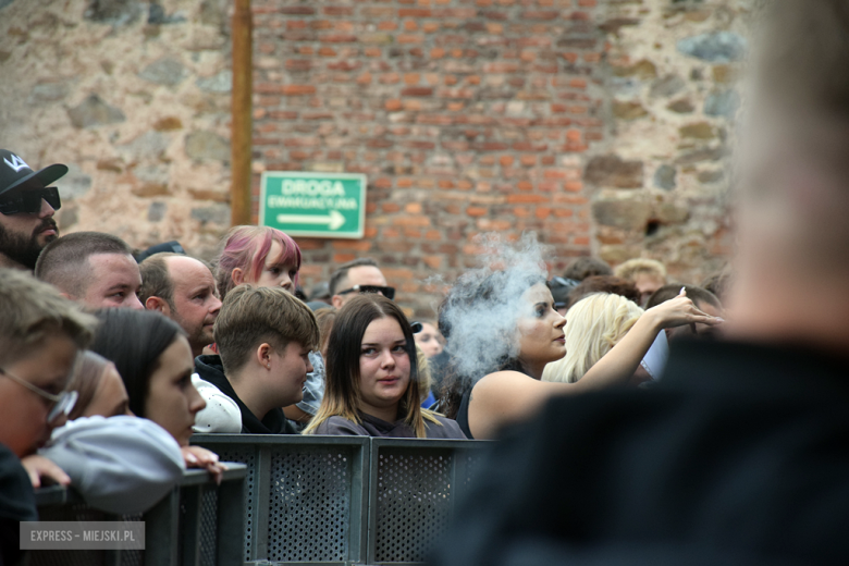 DonGURALesko, Guzior, Grubson i Danzel. Tłumy podczas Dni i Nocy Krzywej Wieży [foto]