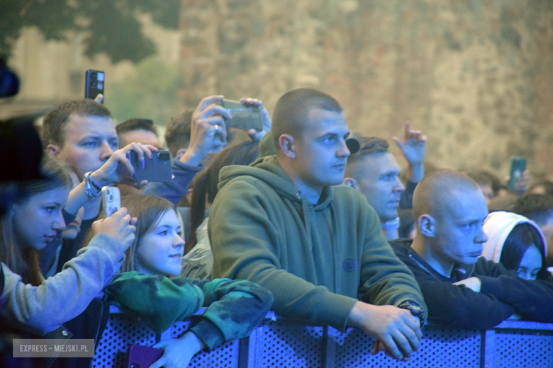 DonGURALesko, Guzior, Grubson i Danzel. Tłumy podczas Dni i Nocy Krzywej Wieży [foto]