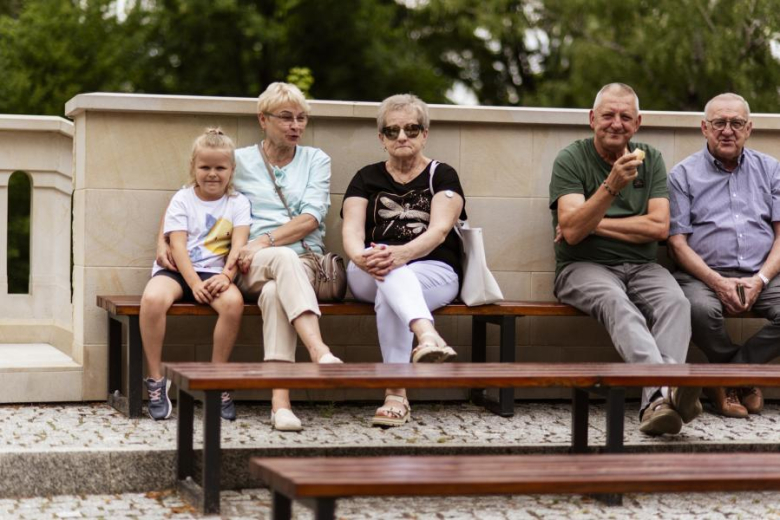 Wakacyjny Park Kultury w Złotym Stoku. Wystąpił zespół Tom J