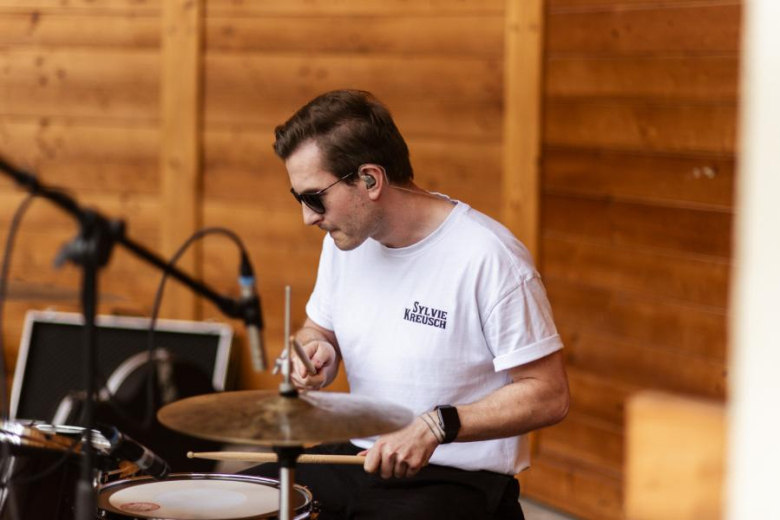 Wakacyjny Park Kultury w Złotym Stoku. Wystąpił zespół Tom J