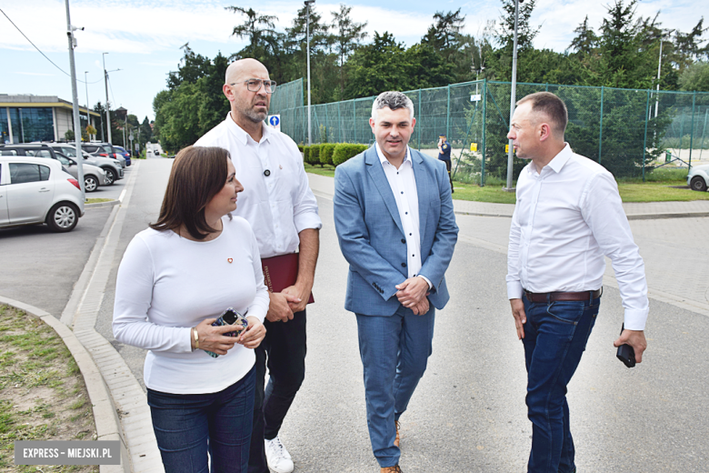 Niemal 16 mln zł na odbudowę nowoczesnego basenu odkrytego! „To wielki dzień dla Ząbkowic Śląskich”