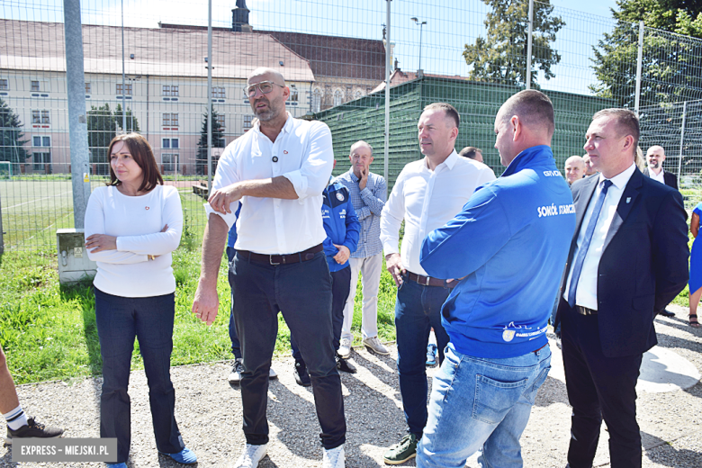 Minister Sportu i Turystyki oraz wicemarszałek Sejmu z wizytą w Kamieńcu Ząbkowickim
