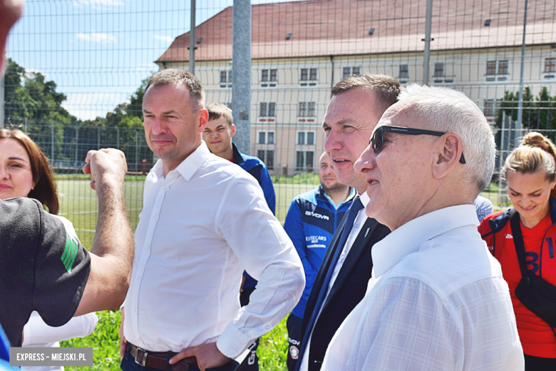 Minister Sportu i Turystyki oraz wicemarszałek Sejmu z wizytą w Kamieńcu Ząbkowickim
