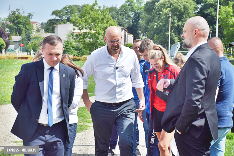 Minister Sportu i Turystyki oraz wicemarszałek Sejmu z wizytą w Kamieńcu Ząbkowickim
