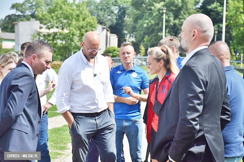 Minister Sportu i Turystyki oraz wicemarszałek Sejmu z wizytą w Kamieńcu Ząbkowickim
