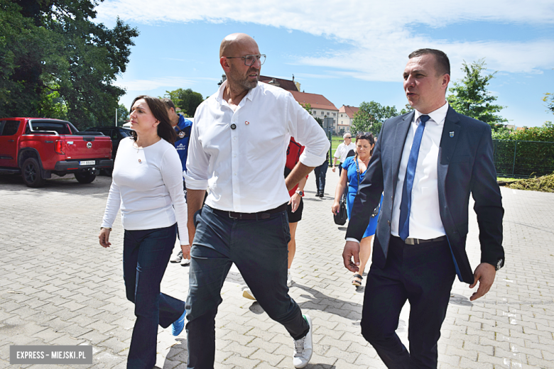 Minister Sportu i Turystyki oraz wicemarszałek Sejmu z wizytą w Kamieńcu Ząbkowickim
