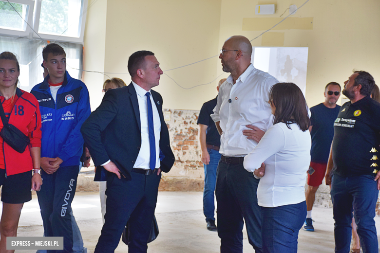 Minister Sportu i Turystyki oraz wicemarszałek Sejmu z wizytą w Kamieńcu Ząbkowickim
