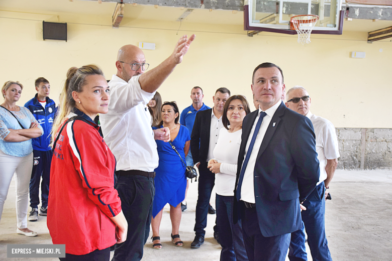 Minister Sportu i Turystyki oraz wicemarszałek Sejmu z wizytą w Kamieńcu Ząbkowickim
