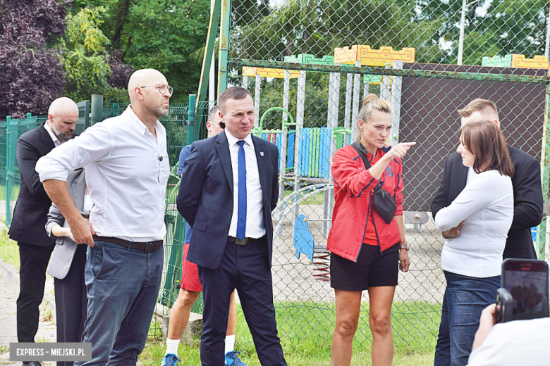 Minister Sportu i Turystyki oraz wicemarszałek Sejmu z wizytą w Kamieńcu Ząbkowickim
