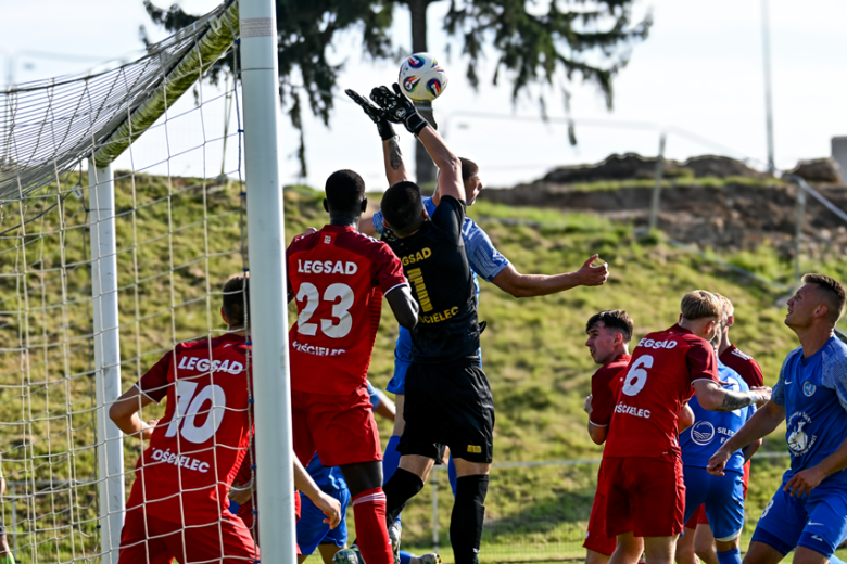 IV liga: Orzeł Ząbkowice Śląskie 4:0 (2:0) Legsad Kościelec