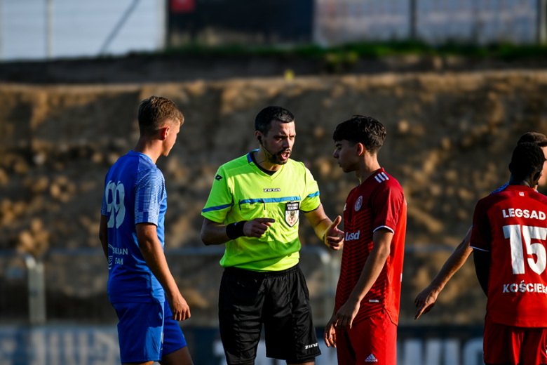 IV liga: Orzeł Ząbkowice Śląskie 4:0 (2:0) Legsad Kościelec