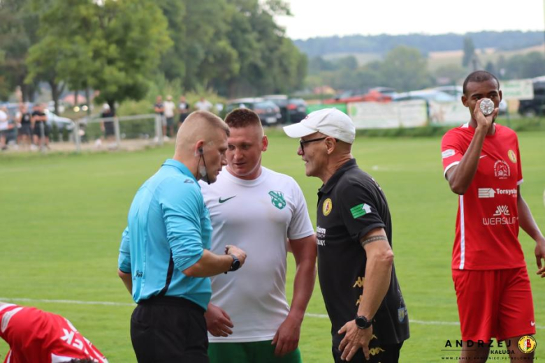 Klasa okręgowa: Skałki Stolec 0:0 Zamek Kamieniec Ząbkowicki