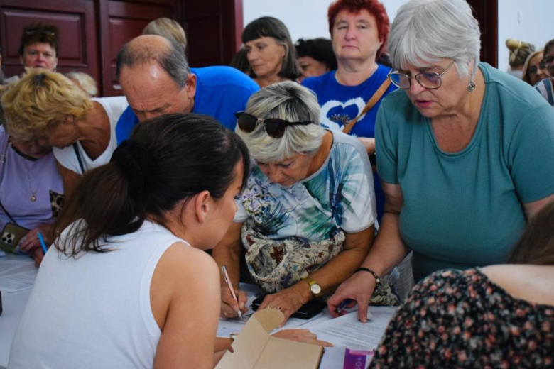 Ruszył Program Karty Seniora Aglomeracji Wrocławskiej – Jak otrzymać kartę i korzystać ze zniżek?