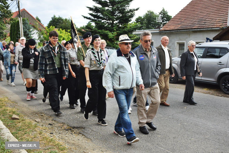Tradycja połączona z dobrą zabawą i niepowtarzalny wyścig traktorów. Dożynki gminy Stoszowice
