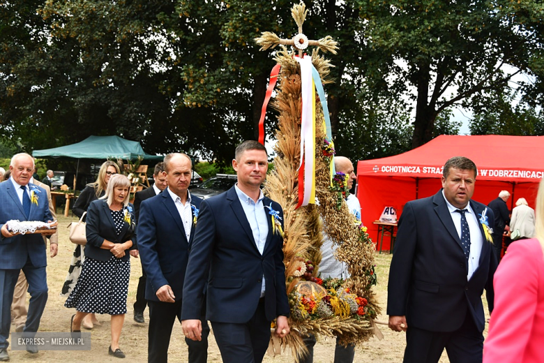 W Starym Henrykowie podziękowano za plony. Dożynki Gminy Ciepłowody