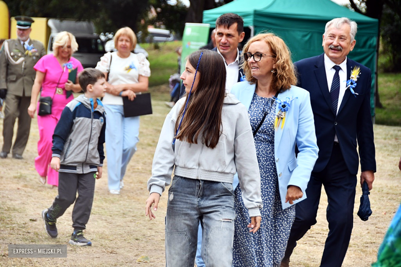 W Starym Henrykowie podziękowano za plony. Dożynki Gminy Ciepłowody