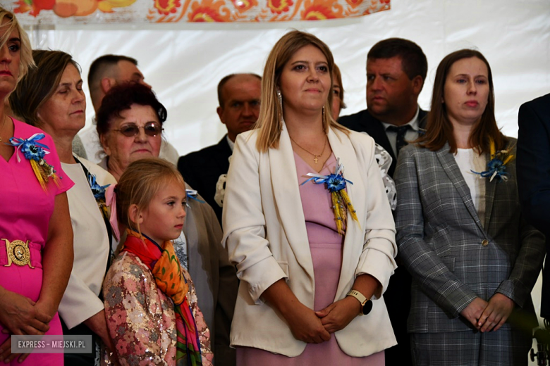 W Starym Henrykowie podziękowano za plony. Dożynki Gminy Ciepłowody