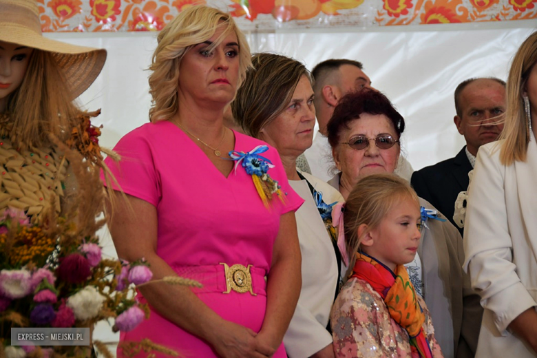 W Starym Henrykowie podziękowano za plony. Dożynki Gminy Ciepłowody