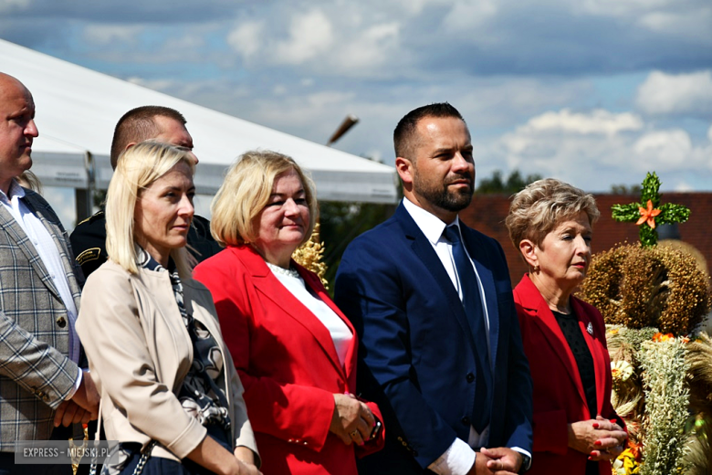 Muzyka, tradycja i turniej sołectw – dożynki gminne w Olbrachcicach Wielkich