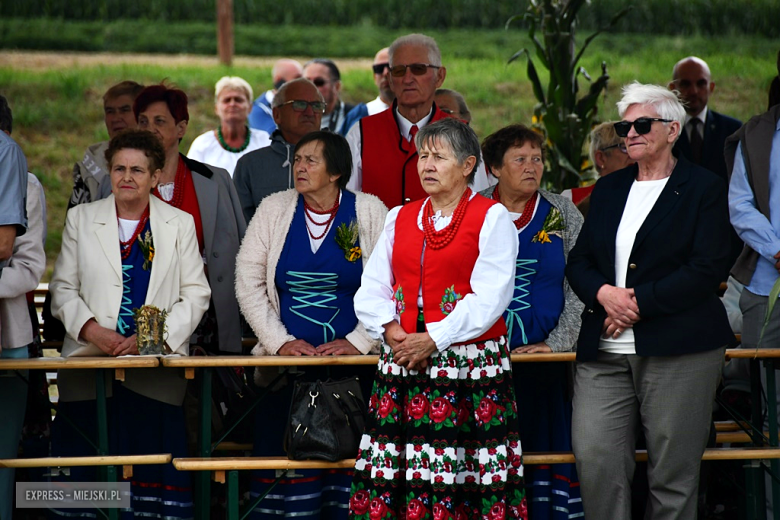 Muzyka, tradycja i turniej sołectw – dożynki gminne w Olbrachcicach Wielkich