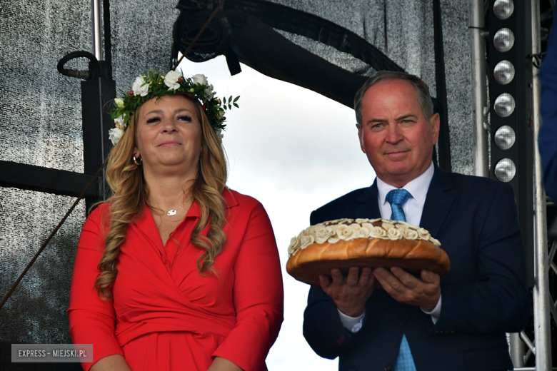 Muzyka, tradycja i turniej sołectw – dożynki gminne w Olbrachcicach Wielkich