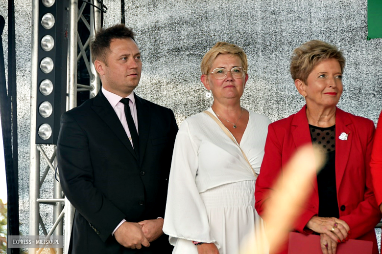 Muzyka, tradycja i turniej sołectw – dożynki gminne w Olbrachcicach Wielkich