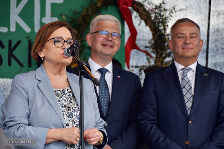 Muzyka, tradycja i turniej sołectw – dożynki gminne w Olbrachcicach Wielkich