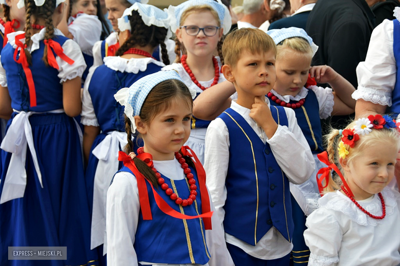 Muzyka, tradycja i turniej sołectw – dożynki gminne w Olbrachcicach Wielkich