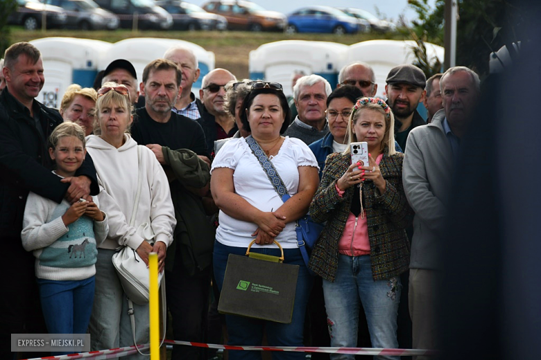 Muzyka, tradycja i turniej sołectw – dożynki gminne w Olbrachcicach Wielkich