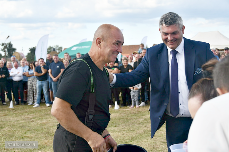 Muzyka, tradycja i turniej sołectw – dożynki gminne w Olbrachcicach Wielkich