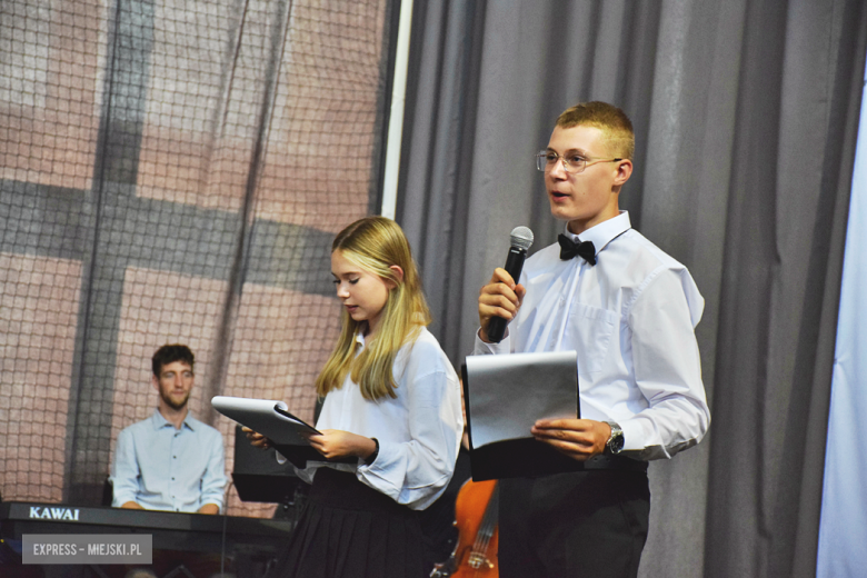 Dolnośląska Inauguracja Roku Szkolnego z udziałem wiceminister edukacji w Przyłęku