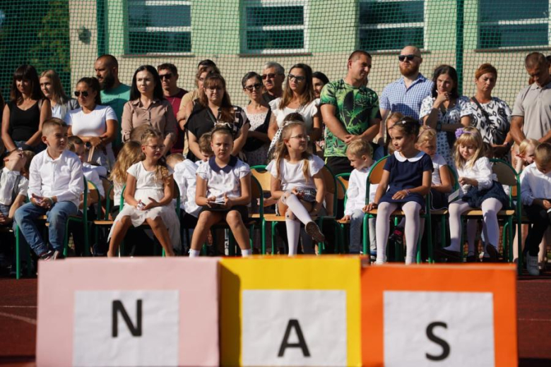 Gminne rozpoczęcie roku szkolnego w Szkole Podstawowej nr 2 w Ziębicach