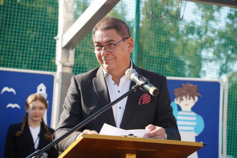 Gminne rozpoczęcie roku szkolnego w Szkole Podstawowej nr 2 w Ziębicach