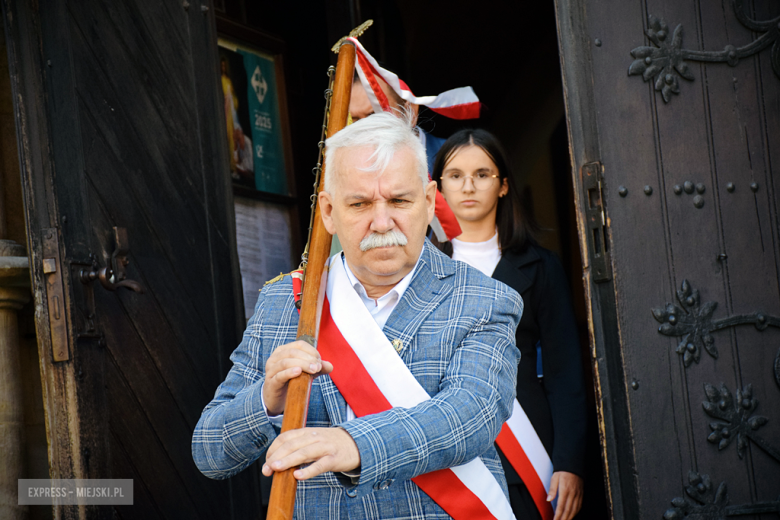 „Ludzkość musi położyć kres wojnie [...]”  Powiatowa Uroczystość Kombatancka w Ziębicach [foto]