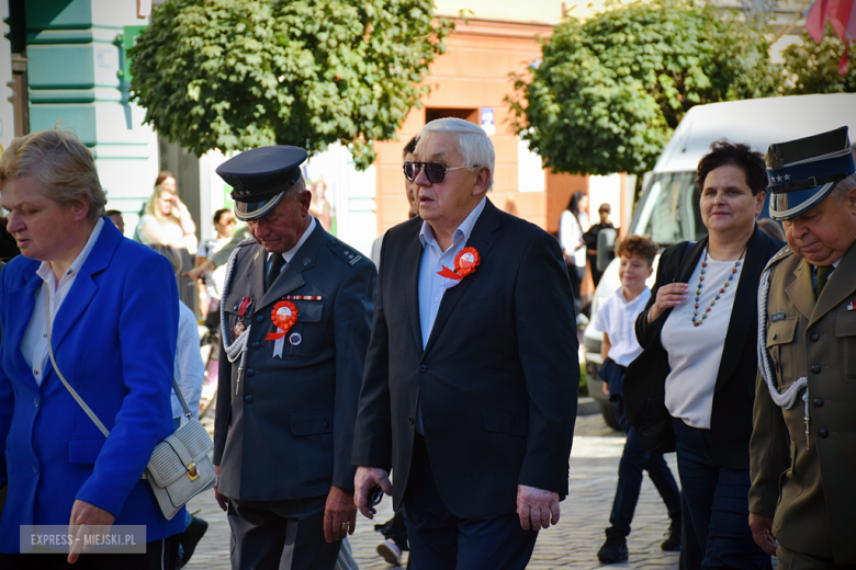„Ludzkość musi położyć kres wojnie [...]”  Powiatowa Uroczystość Kombatancka w Ziębicach [foto]