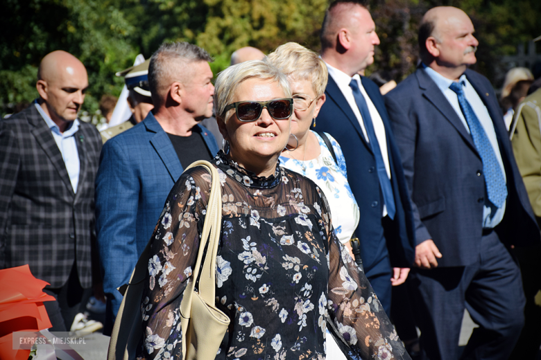 „Ludzkość musi położyć kres wojnie [...]”  Powiatowa Uroczystość Kombatancka w Ziębicach [foto]