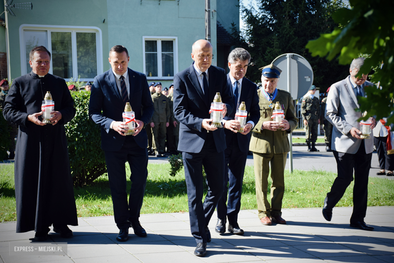 „Ludzkość musi położyć kres wojnie [...]”  Powiatowa Uroczystość Kombatancka w Ziębicach [foto]