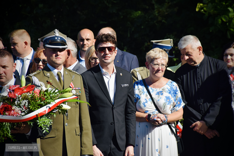 „Ludzkość musi położyć kres wojnie [...]”  Powiatowa Uroczystość Kombatancka w Ziębicach [foto]