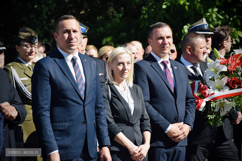 „Ludzkość musi położyć kres wojnie [...]”  Powiatowa Uroczystość Kombatancka w Ziębicach [foto]