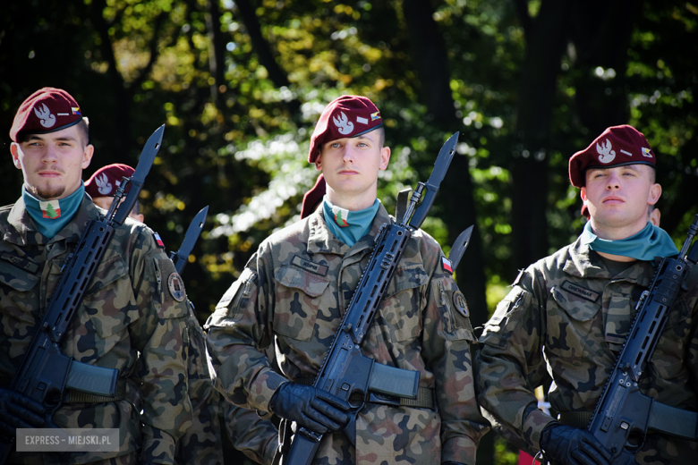 „Ludzkość musi położyć kres wojnie [...]”  Powiatowa Uroczystość Kombatancka w Ziębicach [foto]