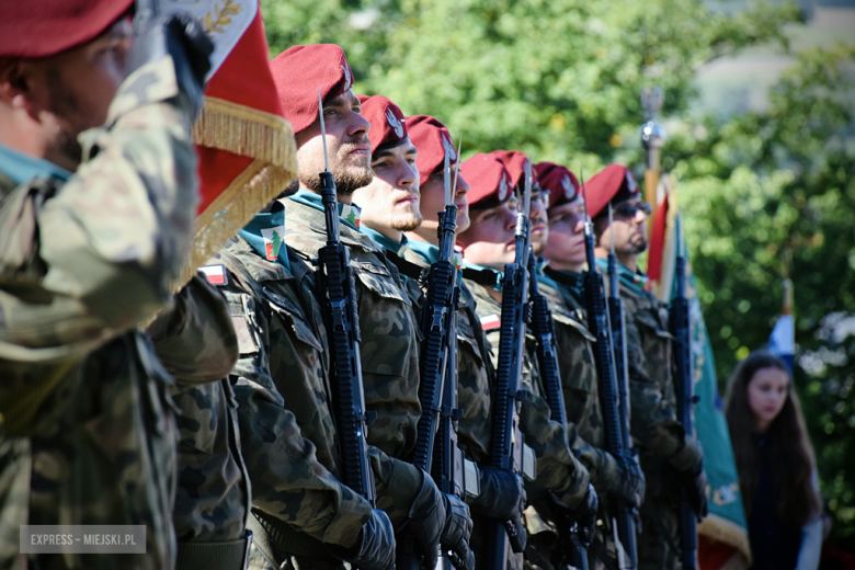 „Ludzkość musi położyć kres wojnie [...]”  Powiatowa Uroczystość Kombatancka w Ziębicach [foto]