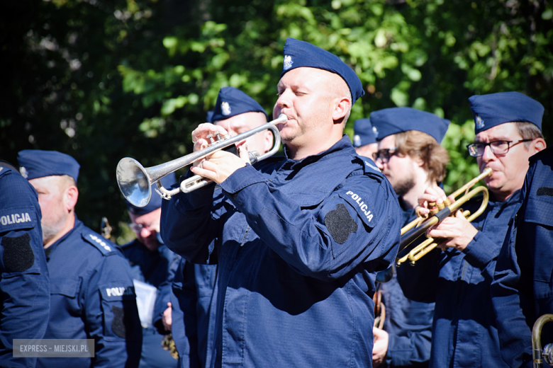 „Ludzkość musi położyć kres wojnie [...]”  Powiatowa Uroczystość Kombatancka w Ziębicach [foto]
